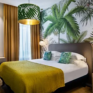**** Hotel Verlaine Frankreich