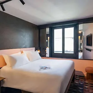 Hotel Tribe Batignolles